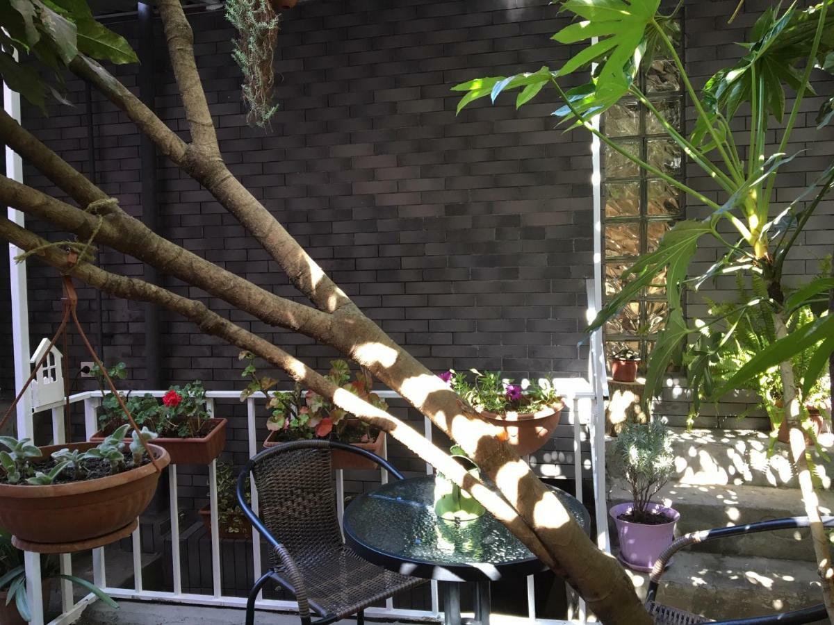 Hostel 47 Batumi Kültér fotó